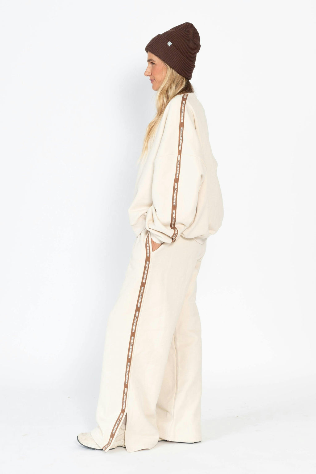 Cloud Racer Sweater - Latte