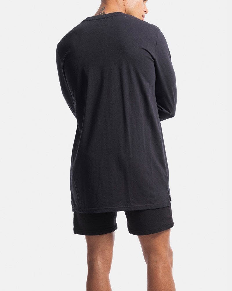 Vacant Long Sleeve Tee