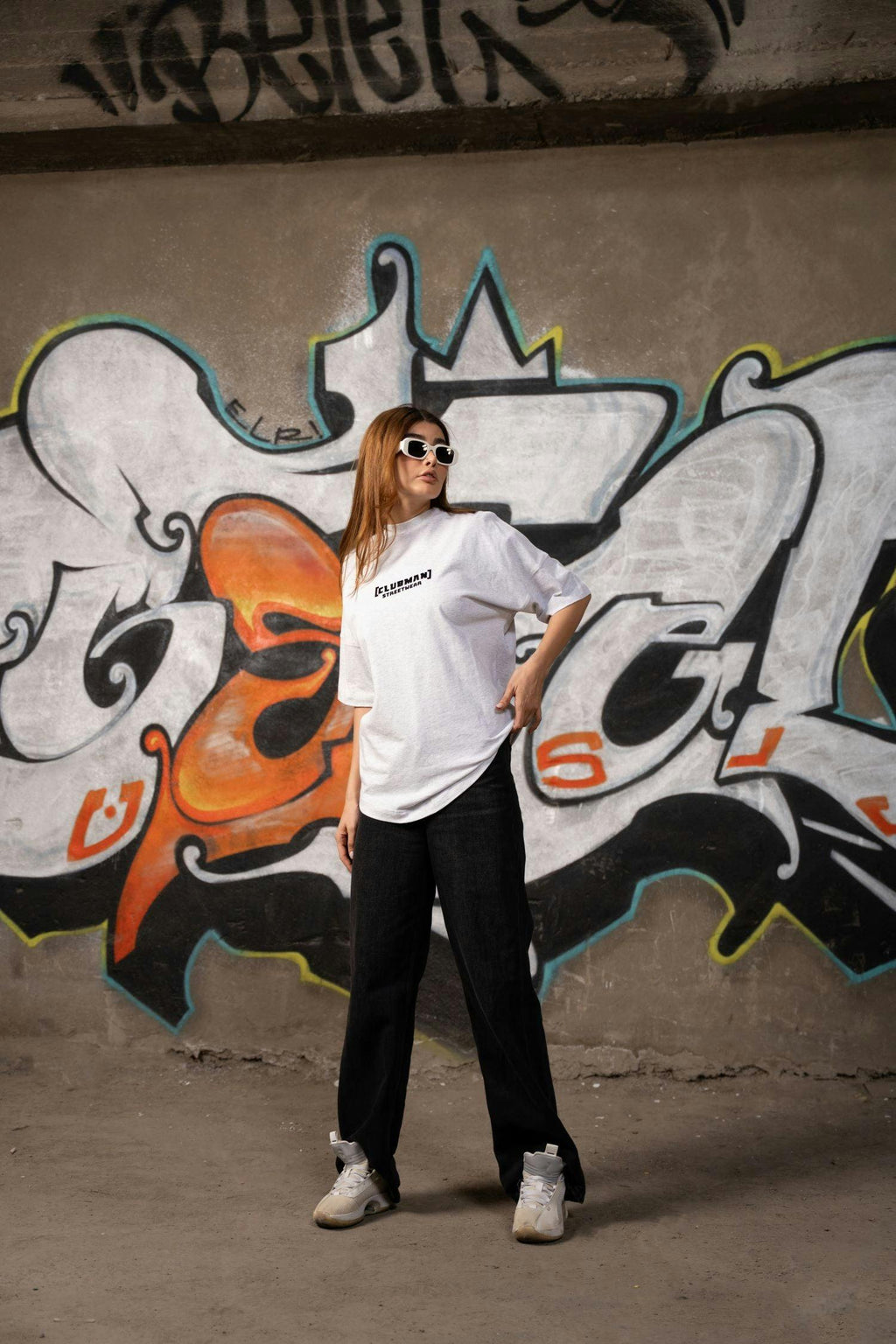 Clubman "Bare Essence" Tee