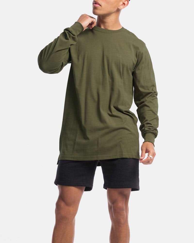 Vacant Long Sleeve Tee