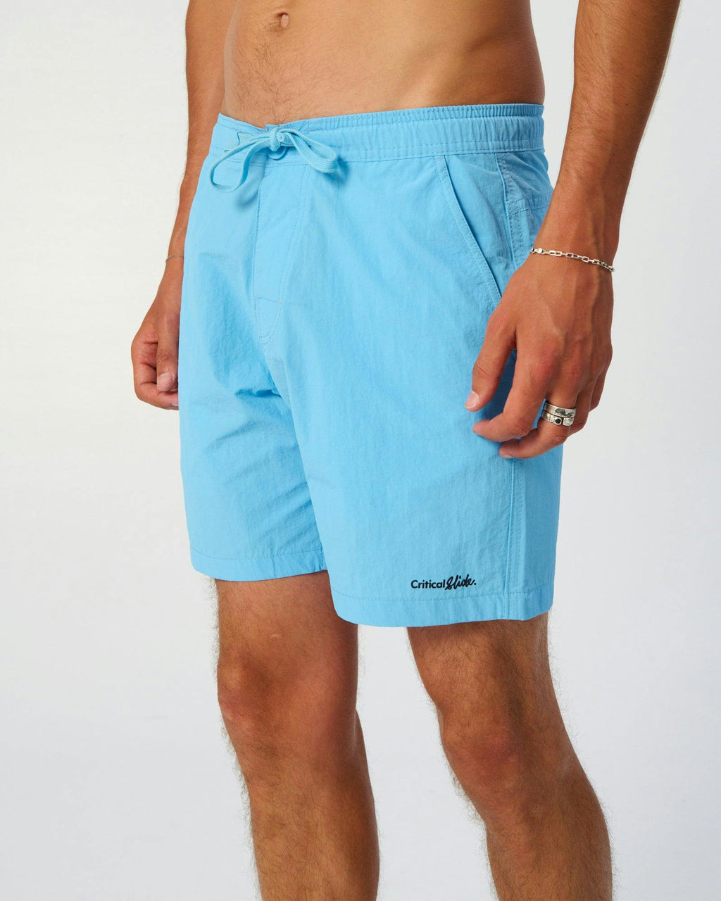 Nucleus 16" Trunk - Powder Blue