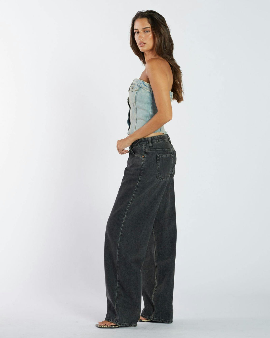Hill Low Relaxed Jeans - Aged Black