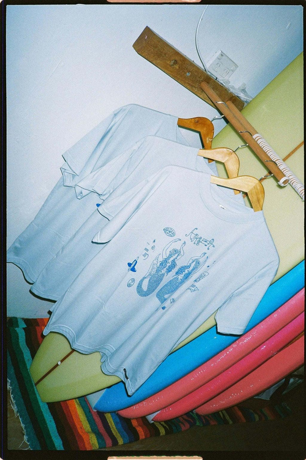 Artist Tee - Hood of Stars Tee - Easty Beasty x Atmostea Collab