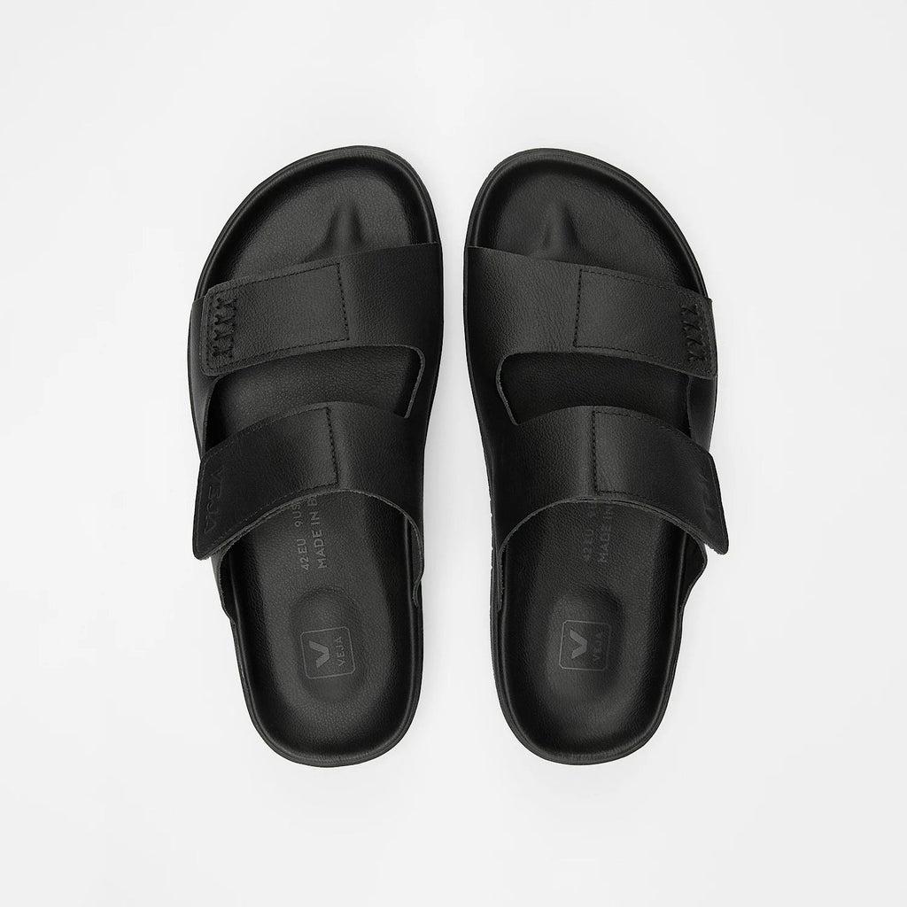 VEJA Etna Leather Sandal in Black