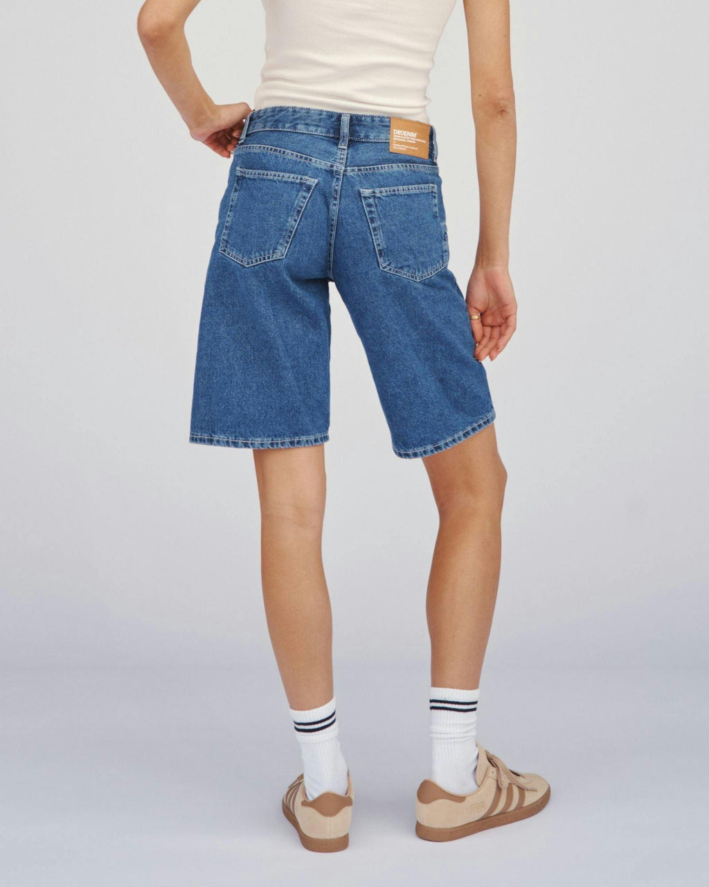 Lea Shorts - Pebble Mid Stone