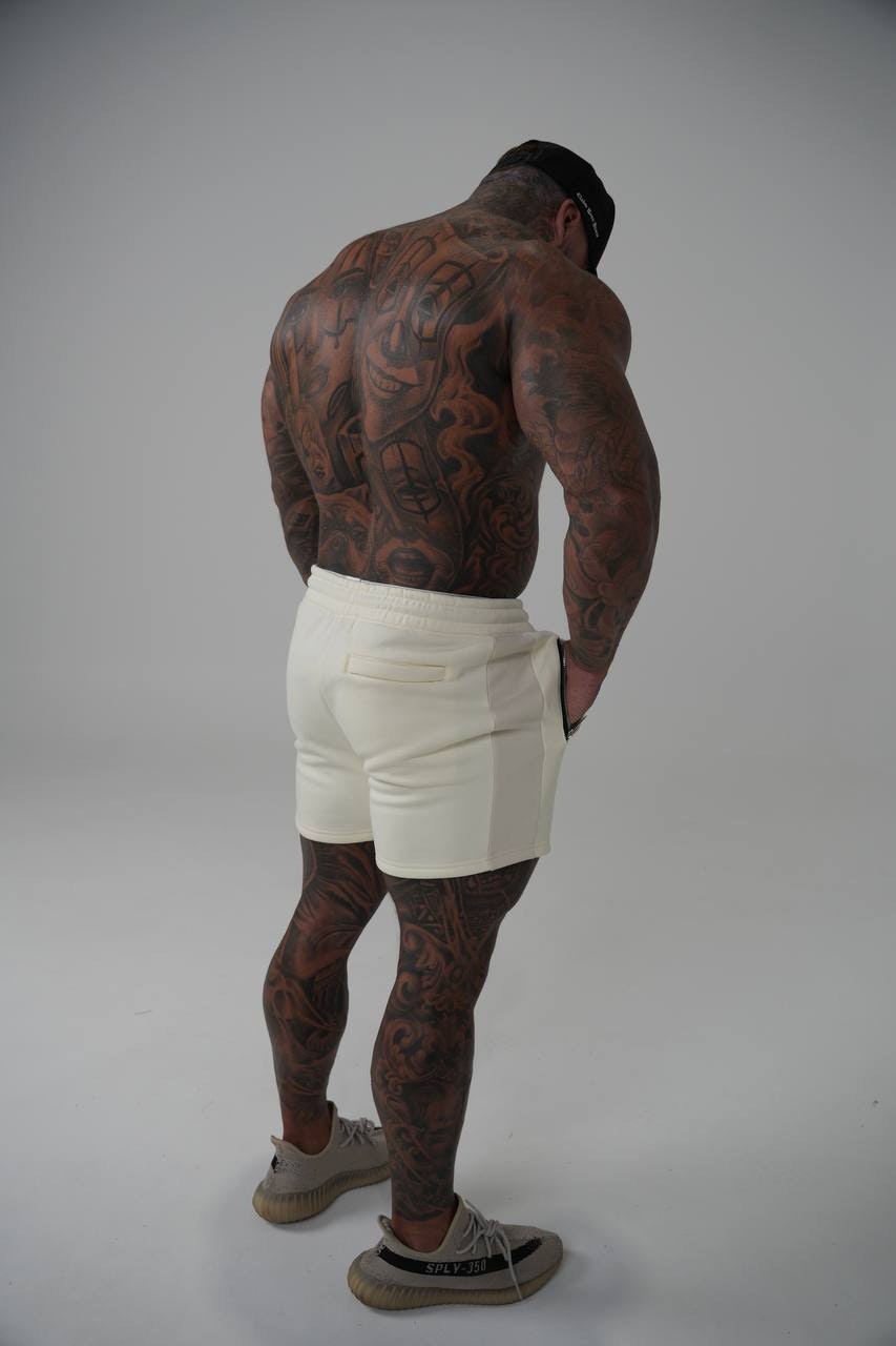 Clubman 'Noir Ivory' Shorts