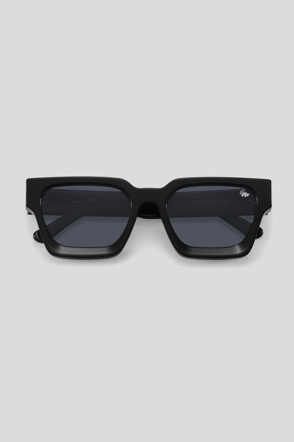 Larsson Gloss Black