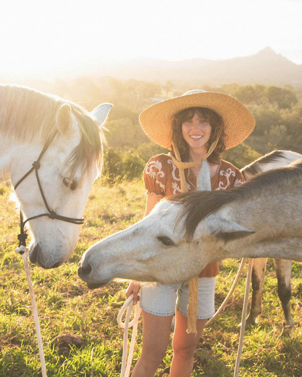 The Meadow Straw Hat – Gold