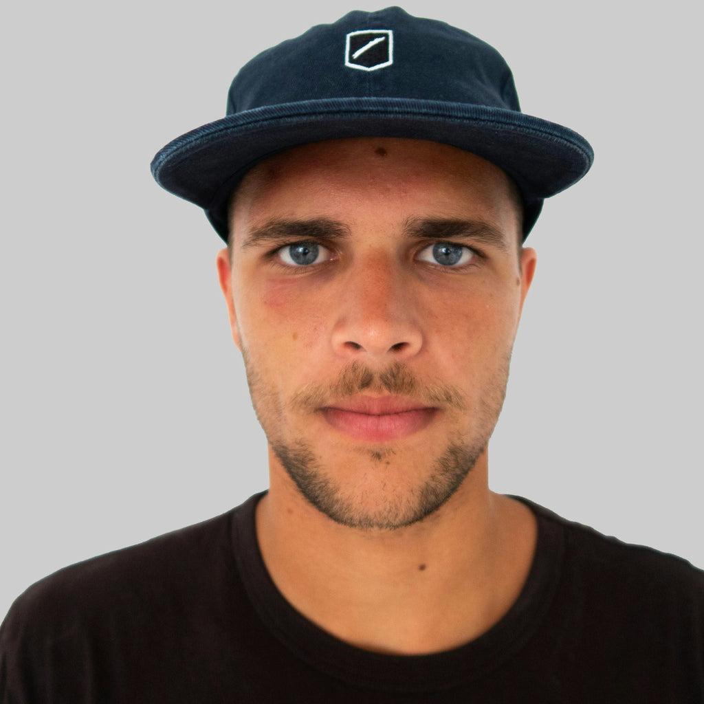 CREST SNAPBACK / NAVY