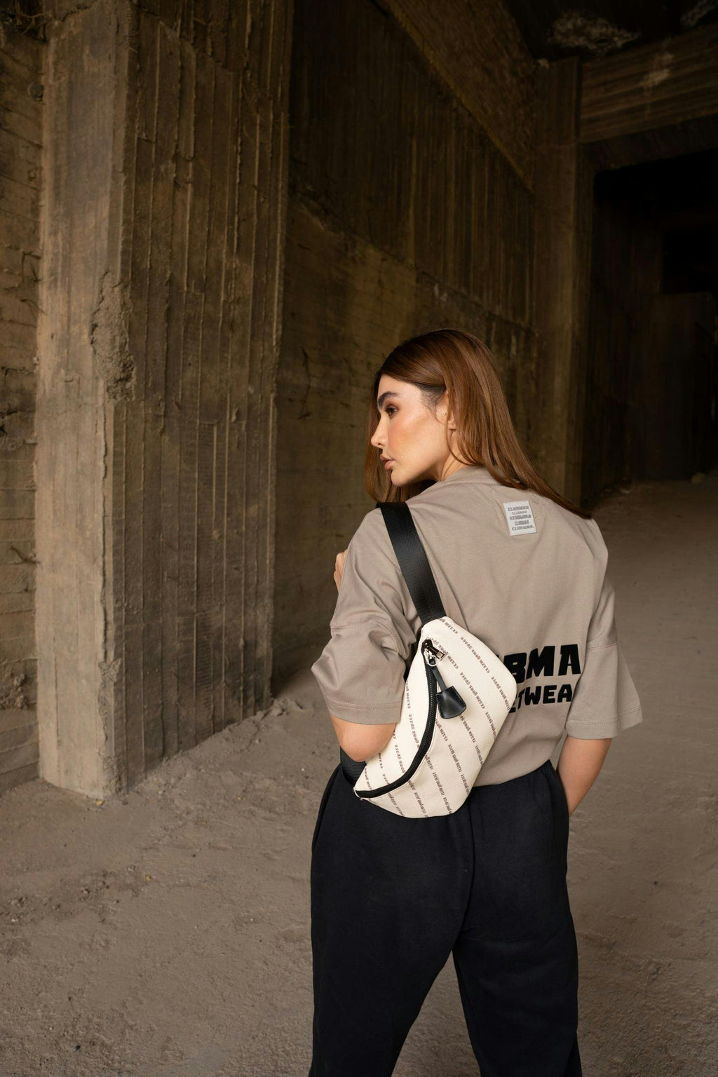 Clubman Handstyle Belt Bag - Cream