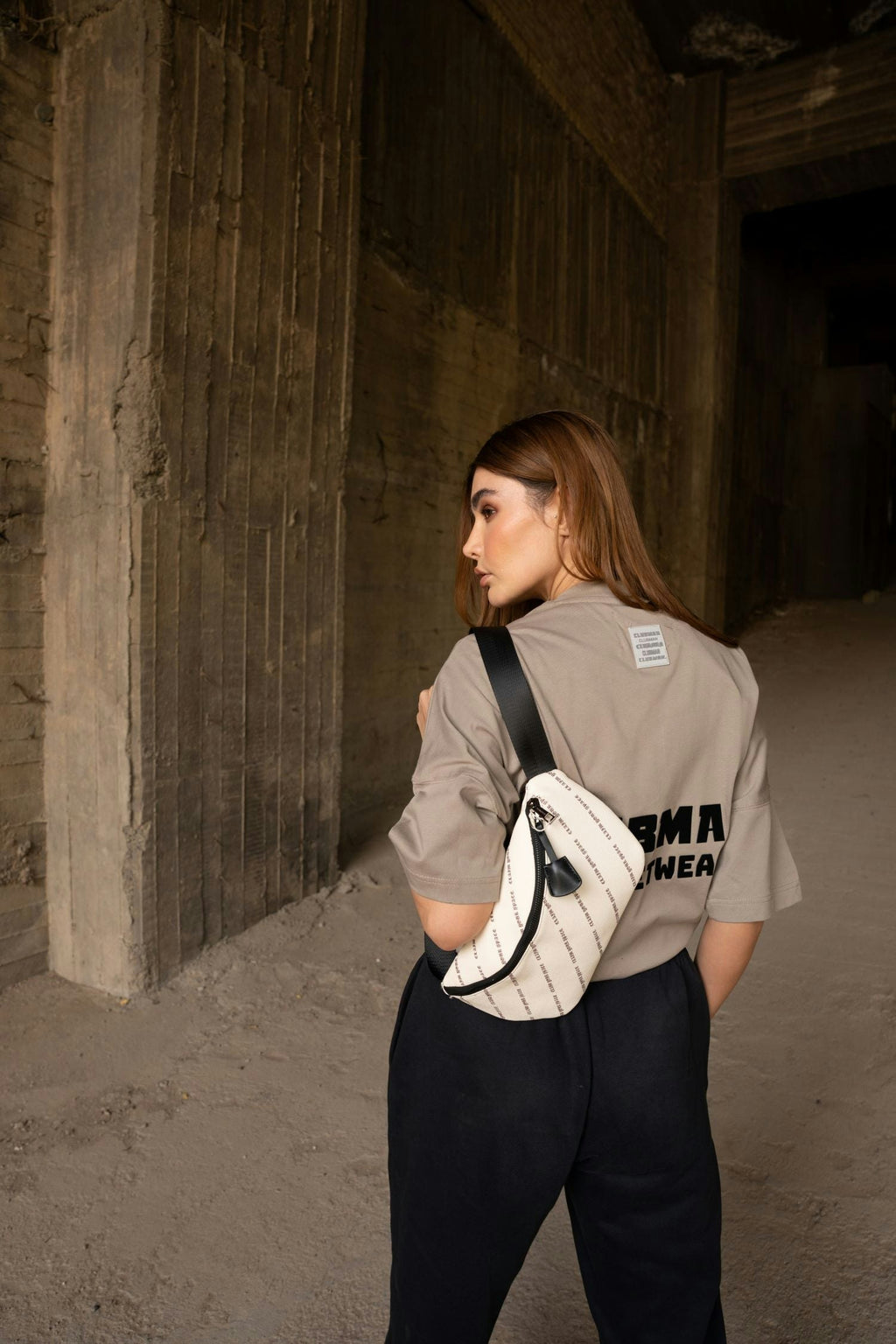 Clubman Handstyle Belt Bag - Cream