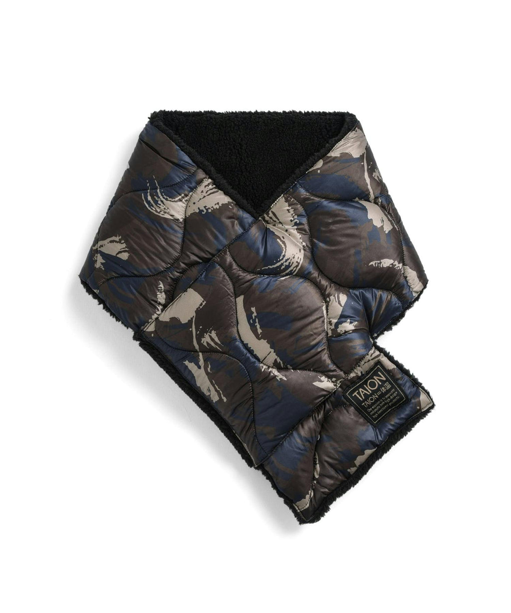 Taion Military Reversible Down Scarf in Paint Camo