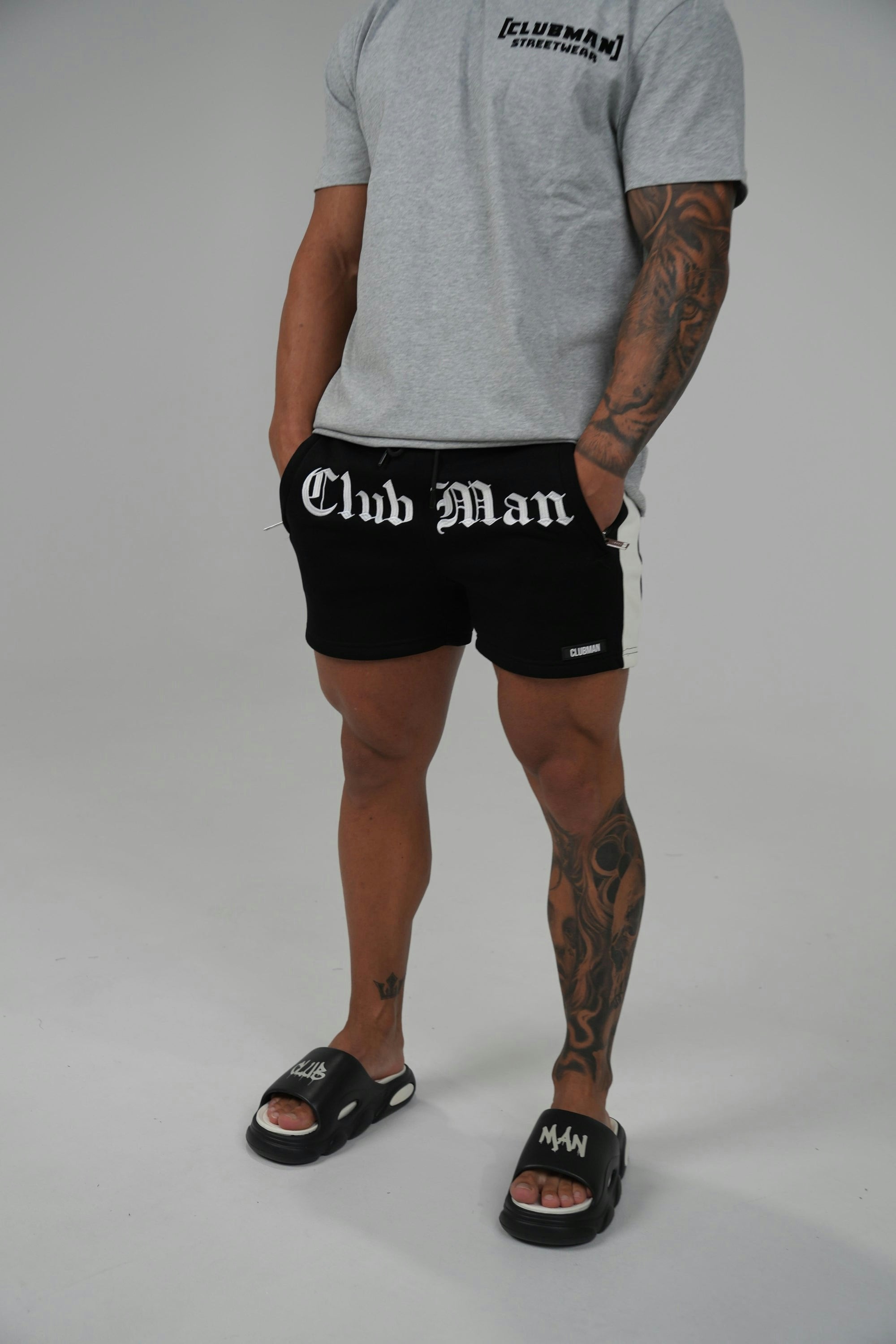 Clubman "Cloud Black" Slide