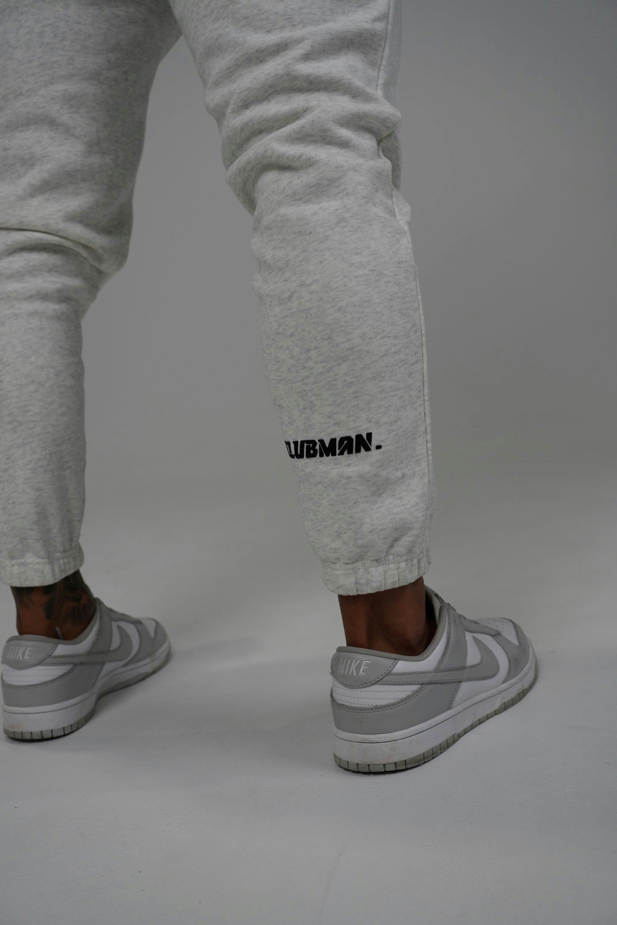 Clubman ‘Sandstone noir’ Trackies