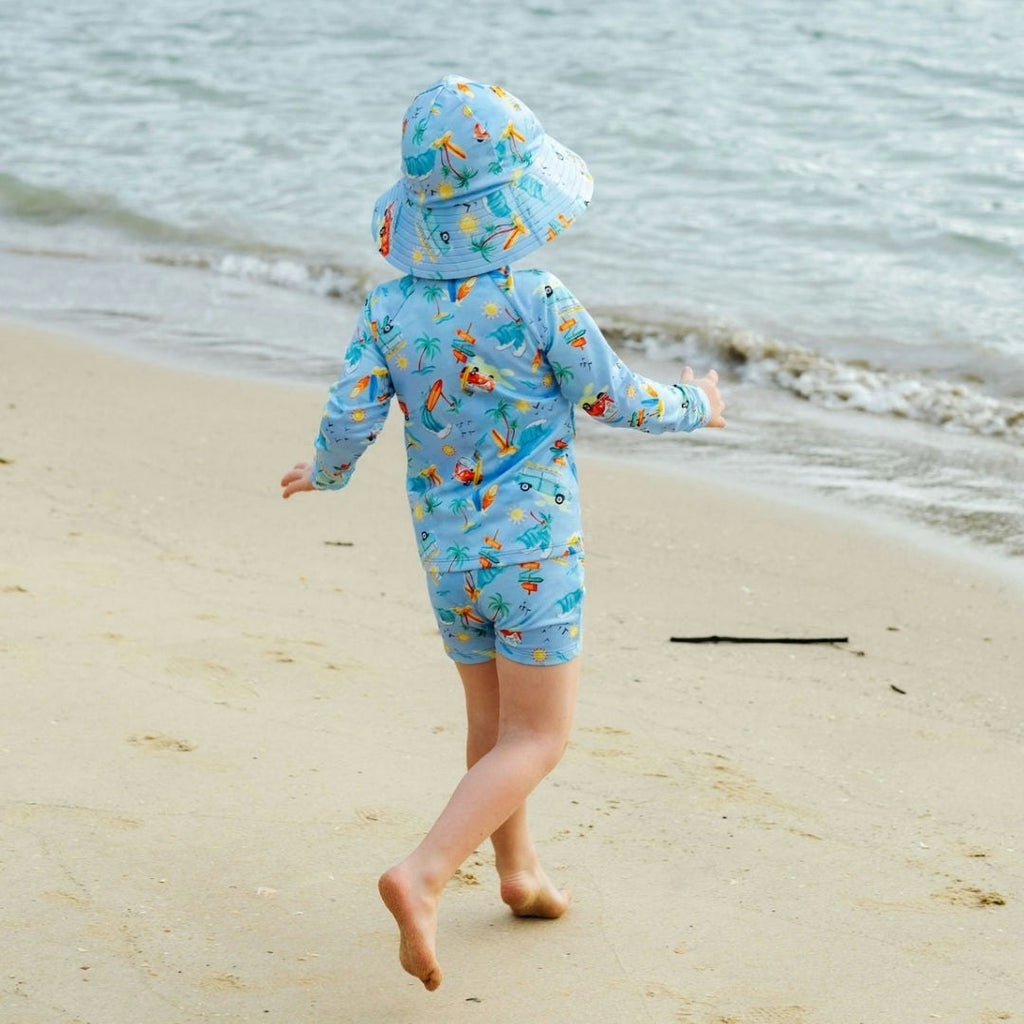 The Finn Rashie - Surfers Paradise