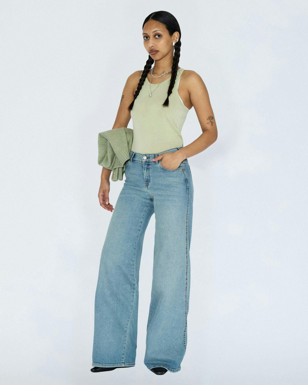 Zila Mid Wide Jeans - Cape Light Vintage
