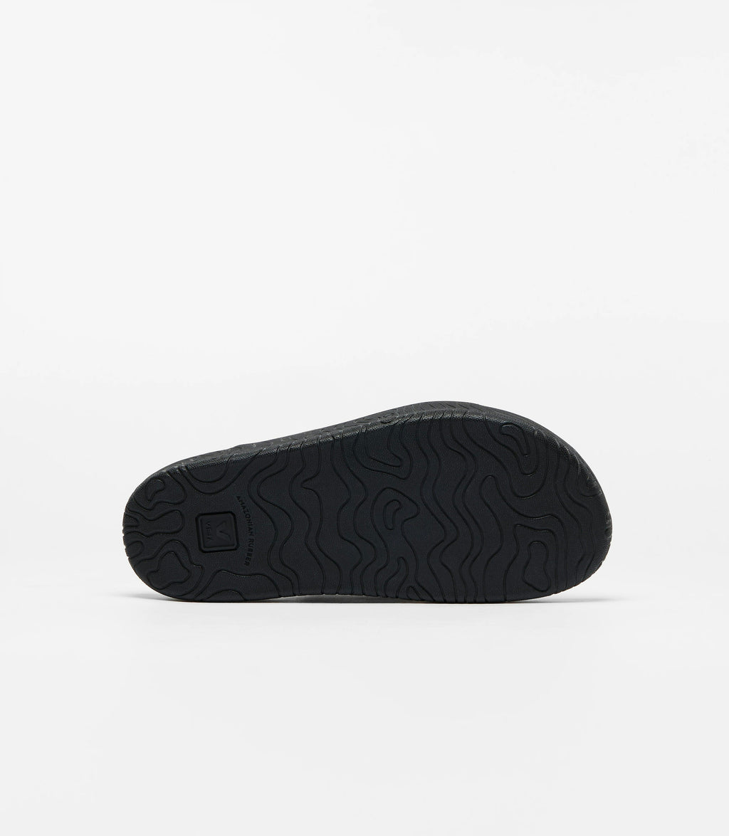 VEJA Etna Leather Sandal in Black