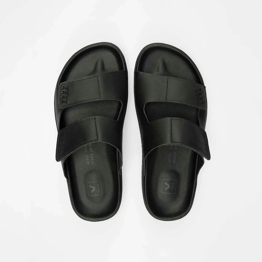VEJA Etna Leather Sandal in Black