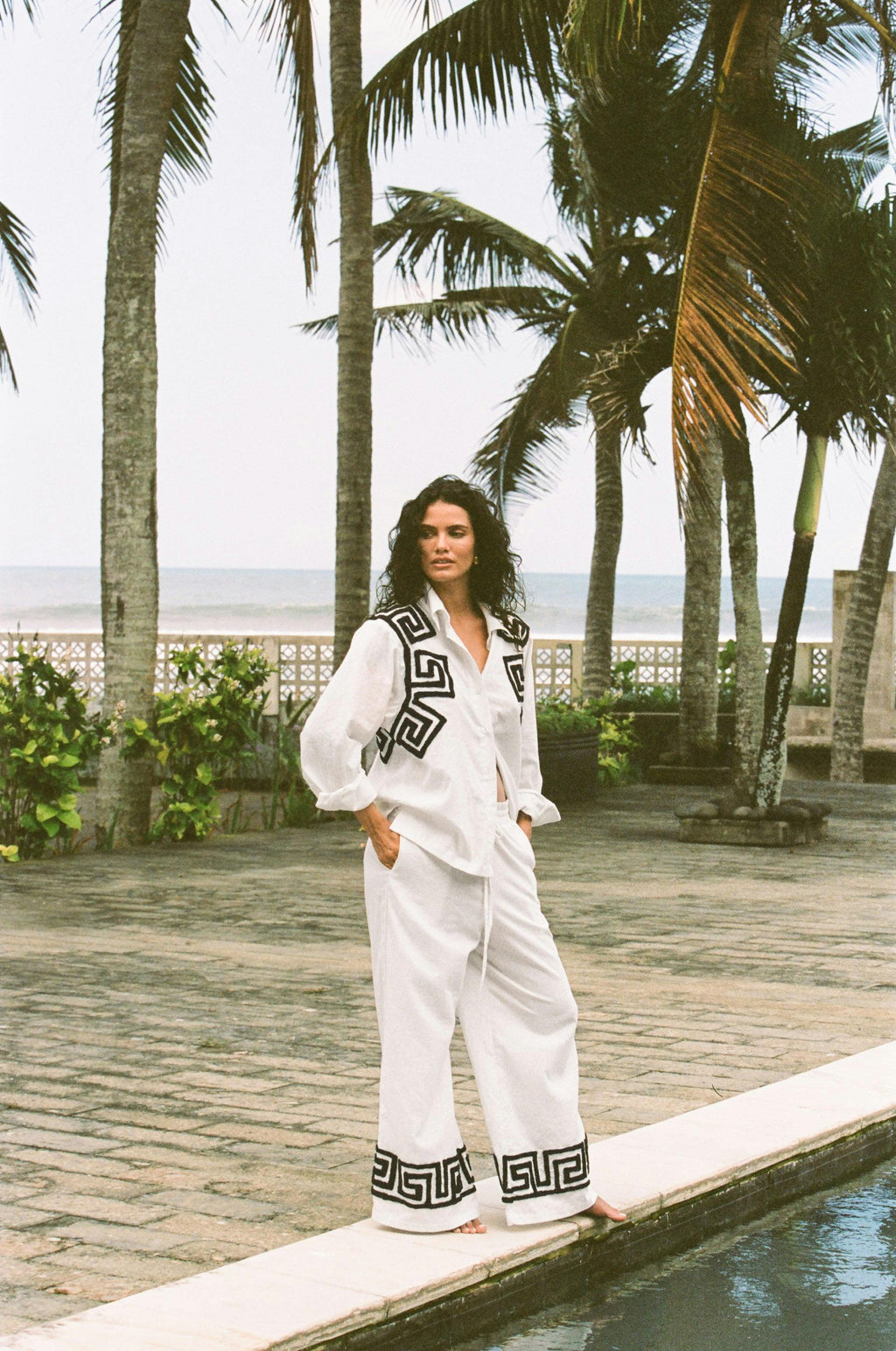 OLYMPUS LINEN PANTS- WHITE & NAVY