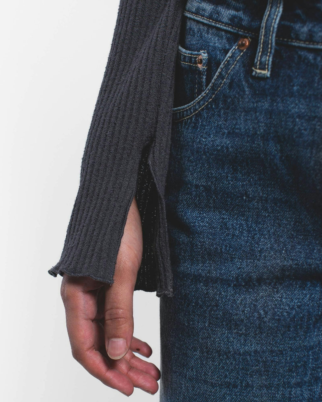 Erica Button Rib Top – Asphalt Grey