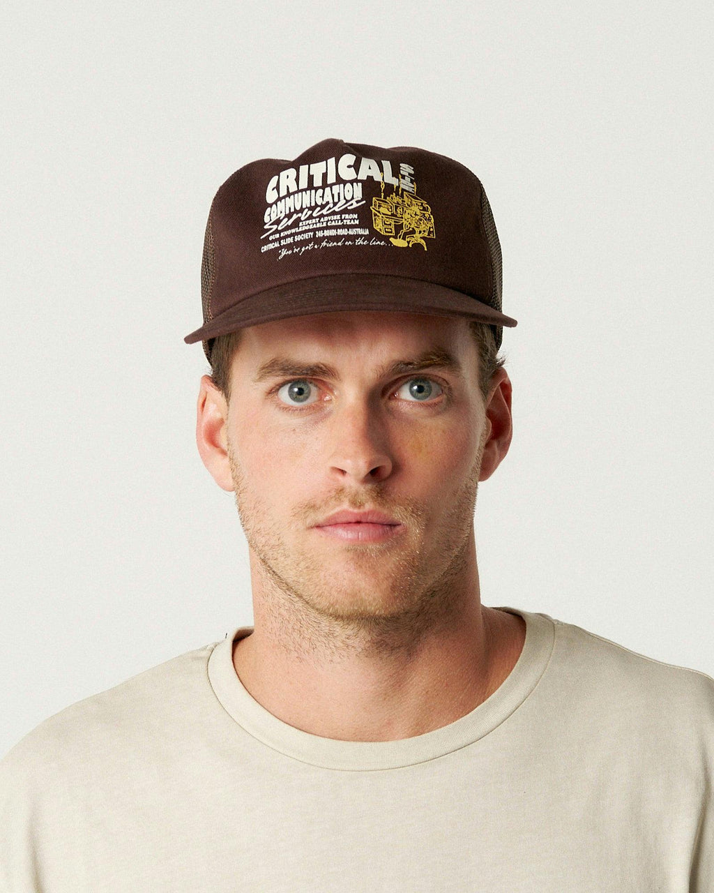 Communication Trucker - Chocolate