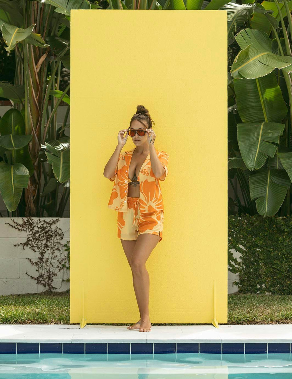 Hibiscus Crop Buttonup - Sunburnt