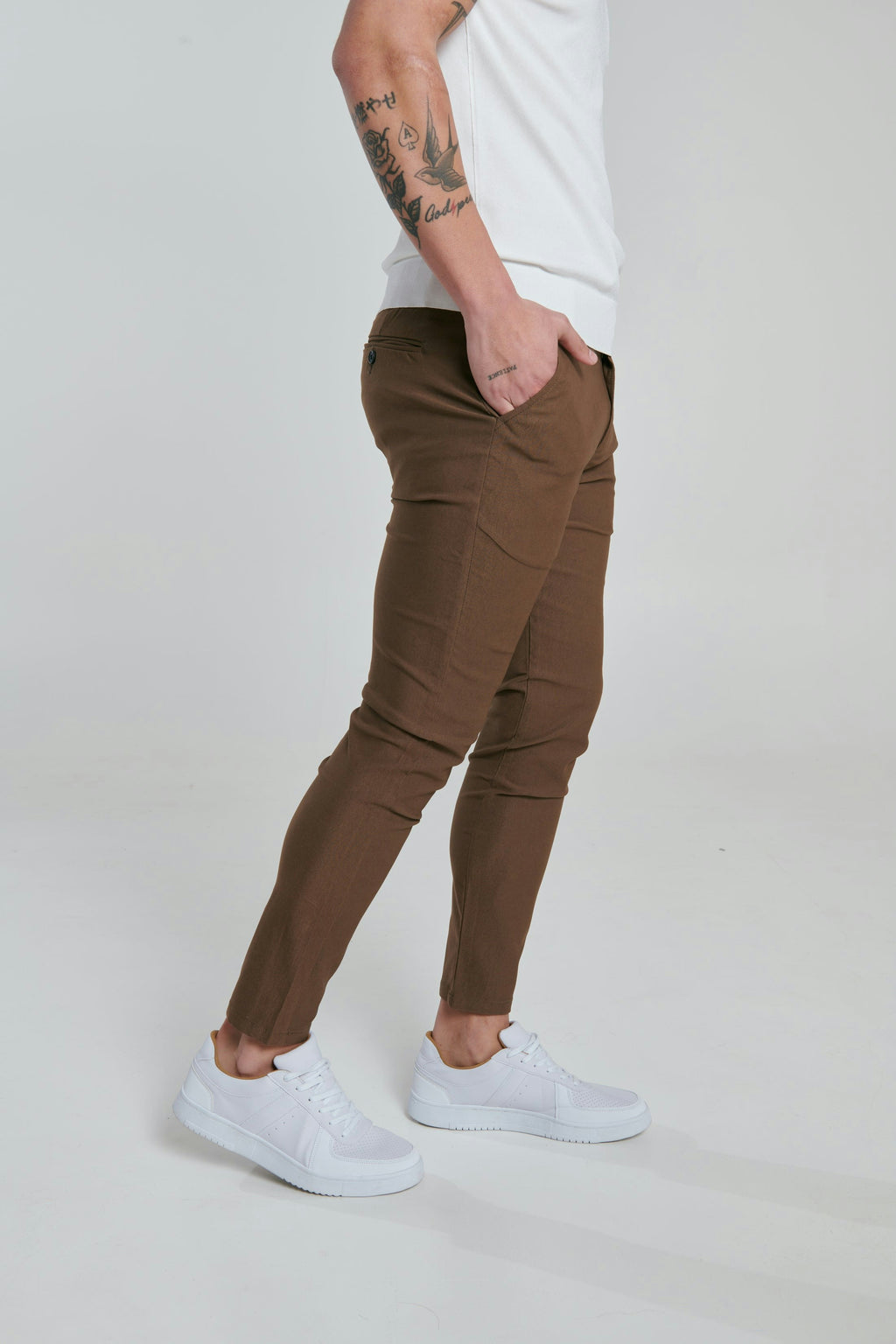 STERLING Brown Slim Pant