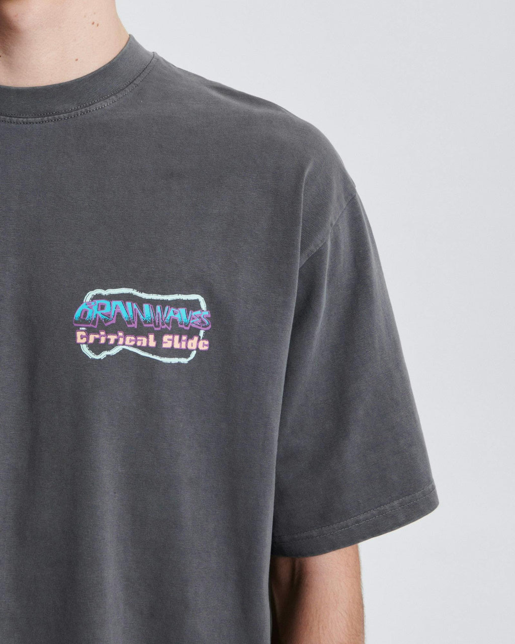 Brainwave Tee - Ashphalt