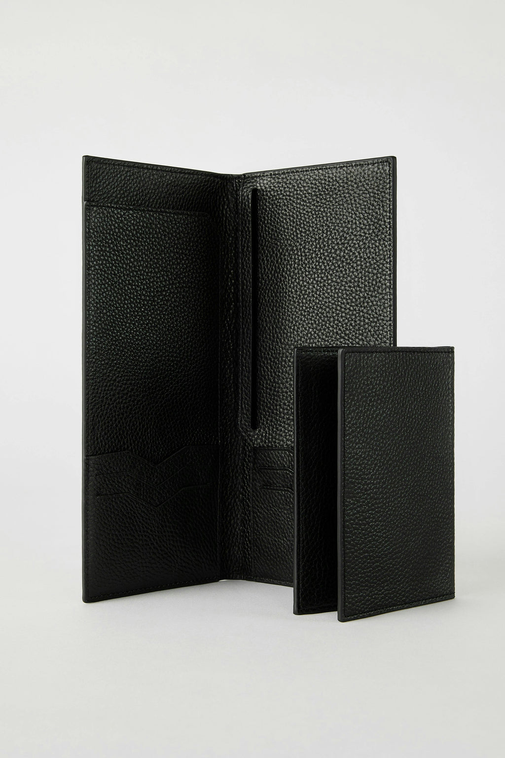 Leather Travel Wallet | Black