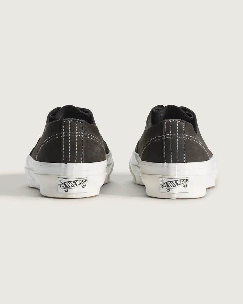 Vans Premium LX Authentic Ease in Faded Black