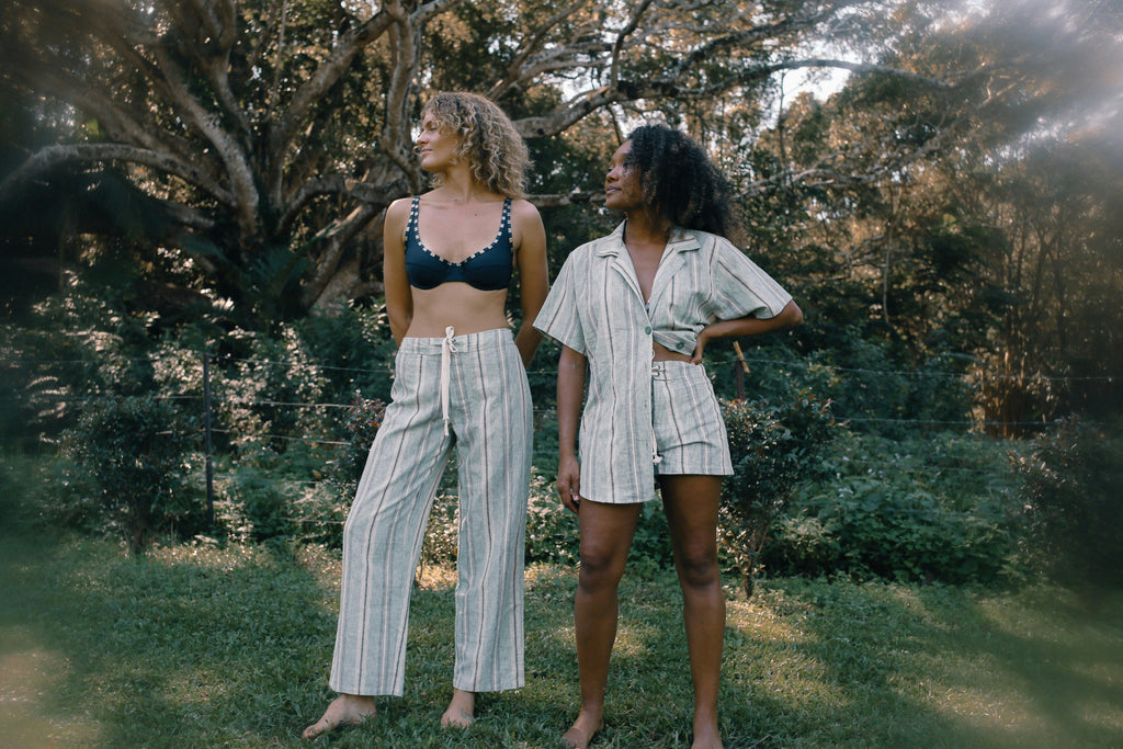 Unisex Shirt in Holiday Stripe