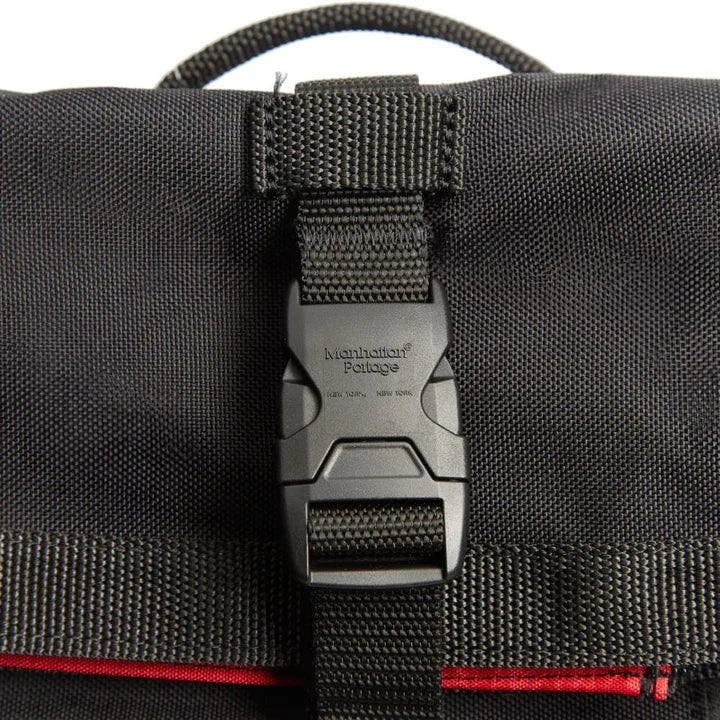 Manhattan Portage Reflective Pace Backpack Black