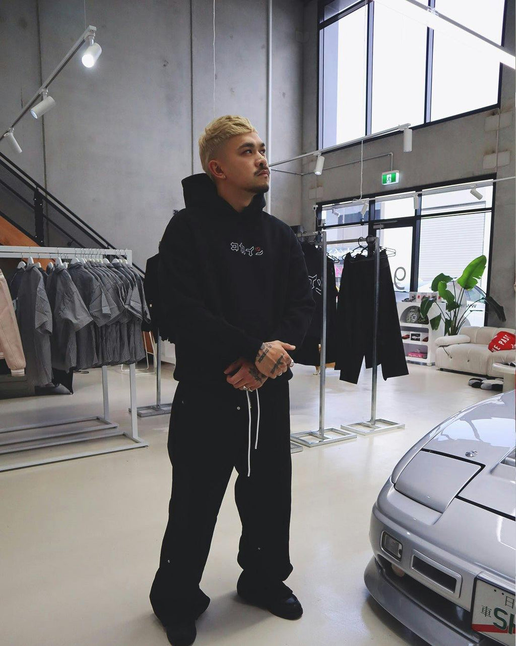 "Hanbun Hannya" Hoodie // BLACK