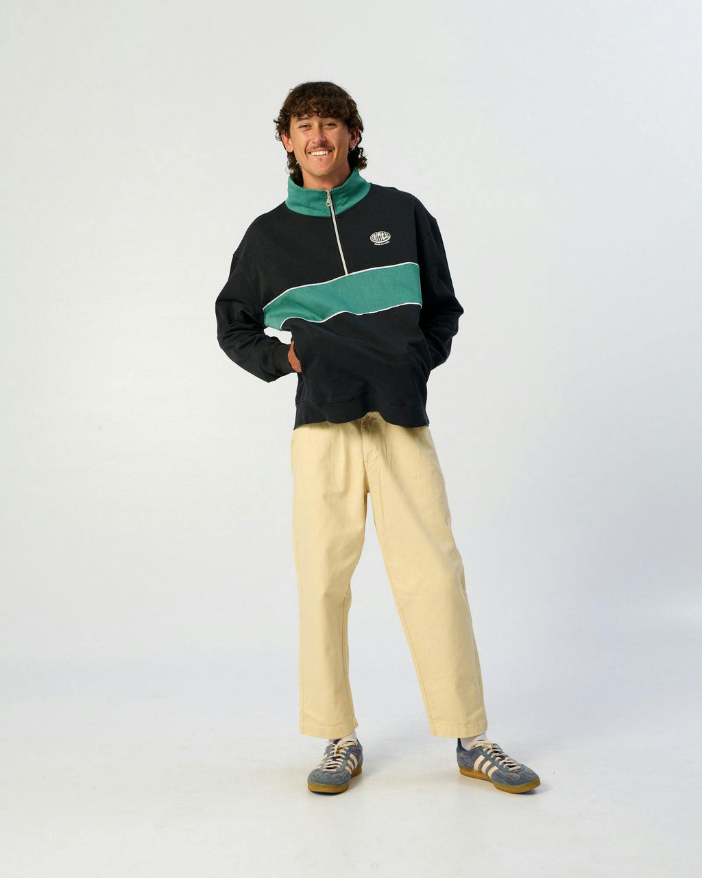 Y2K Quarter Zip - Vintage Black
