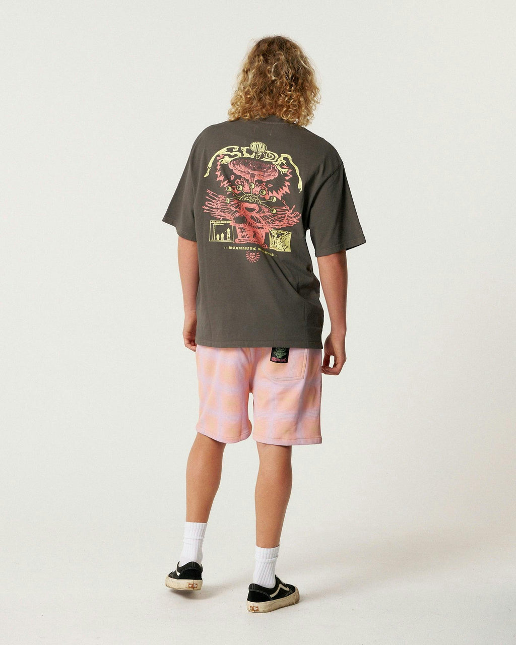 Madness Tee - Ashphalt