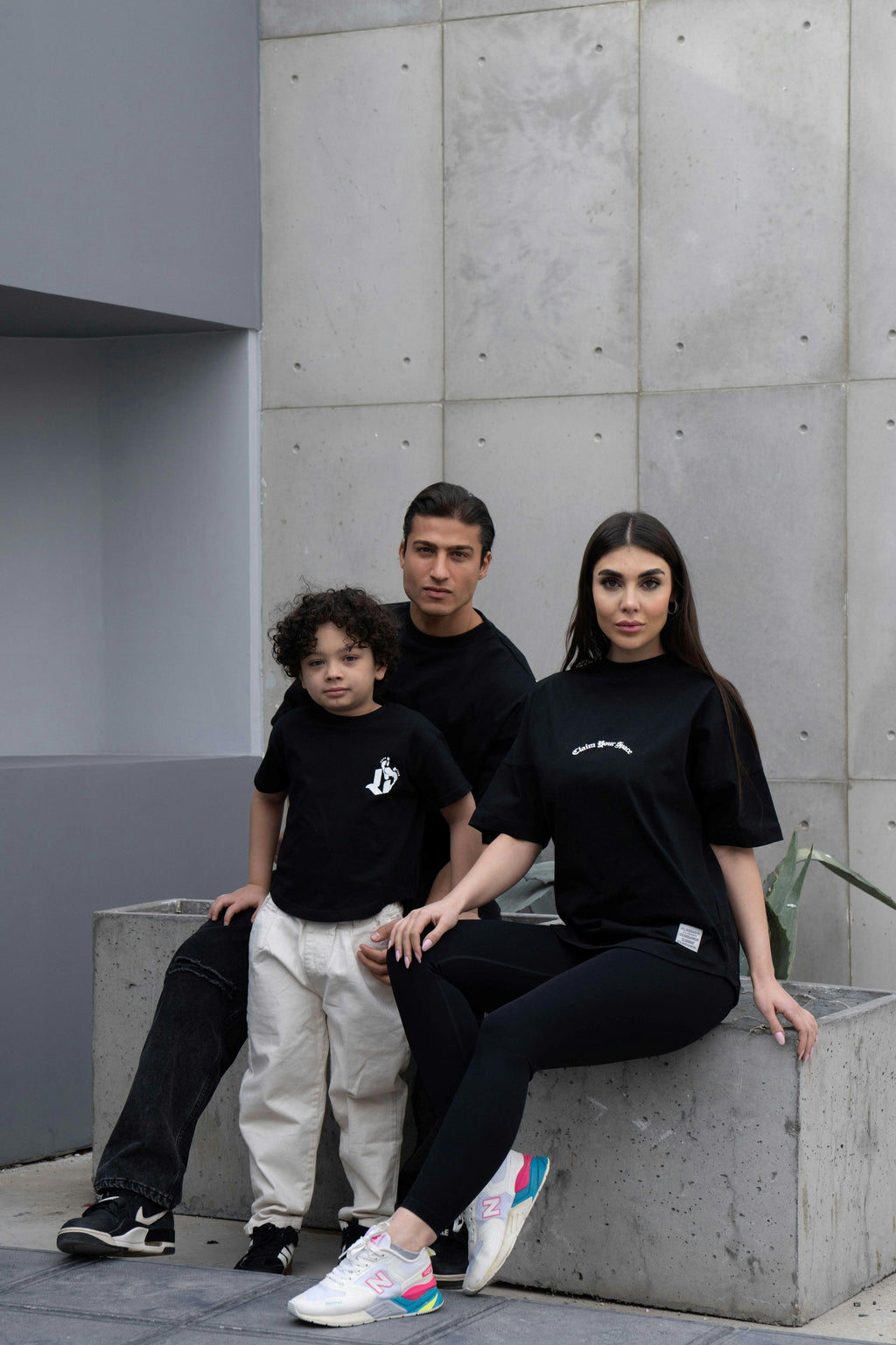 Kids "Footprint" Tee – Black