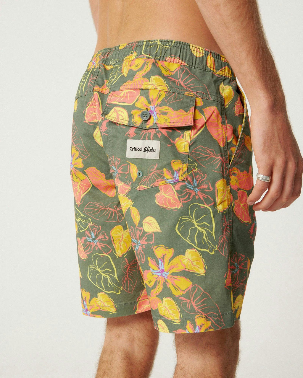 Frequency 17" Trunk - Green