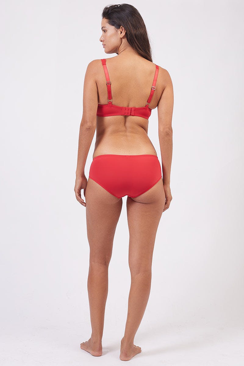 Capri Padded Bra